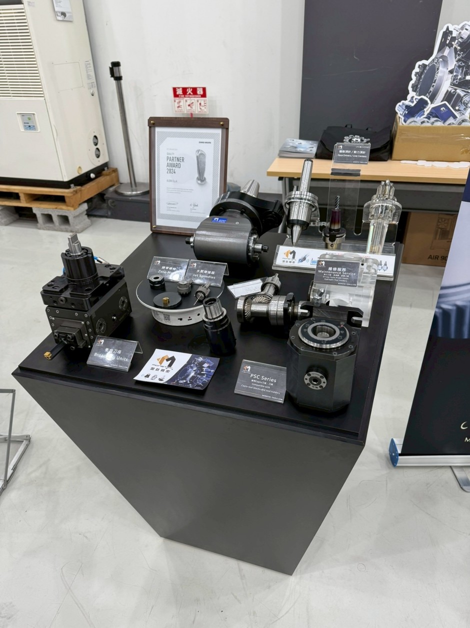 Mongtec Precision live tooling, angle heads, jet spindles and PSC series displayed at DMG MORI seminar